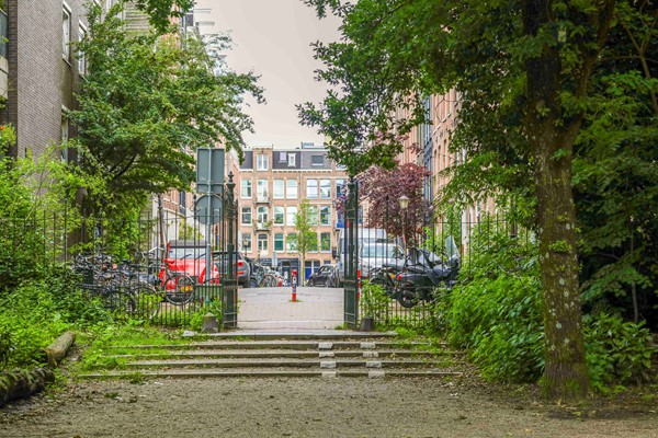 Medium property photo - Overtoom 459-2, 1054 LE Amsterdam